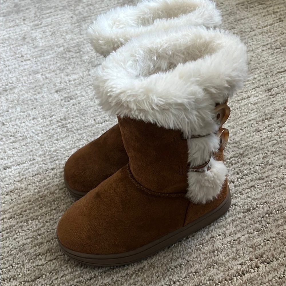 Cozy Brown Kids Boots with Faux Fur Trim